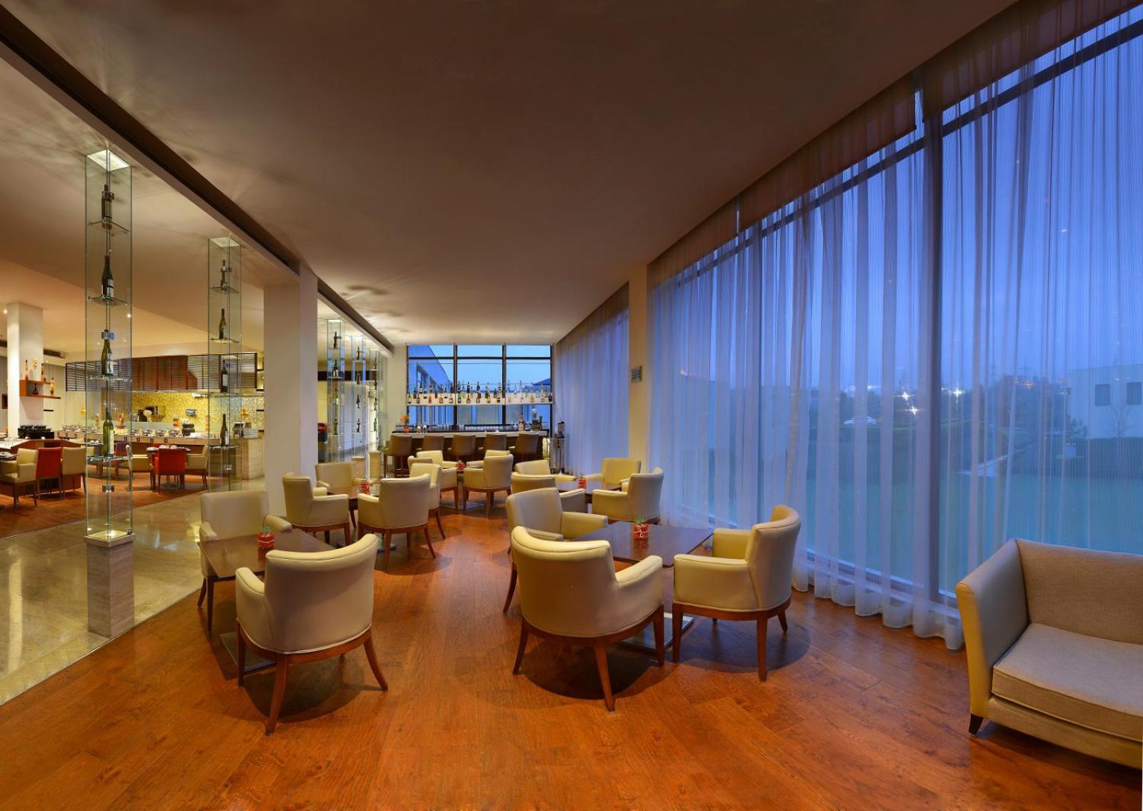 Four Points By Sheraton New Delhi, Airport Highway Dış mekan fotoğraf