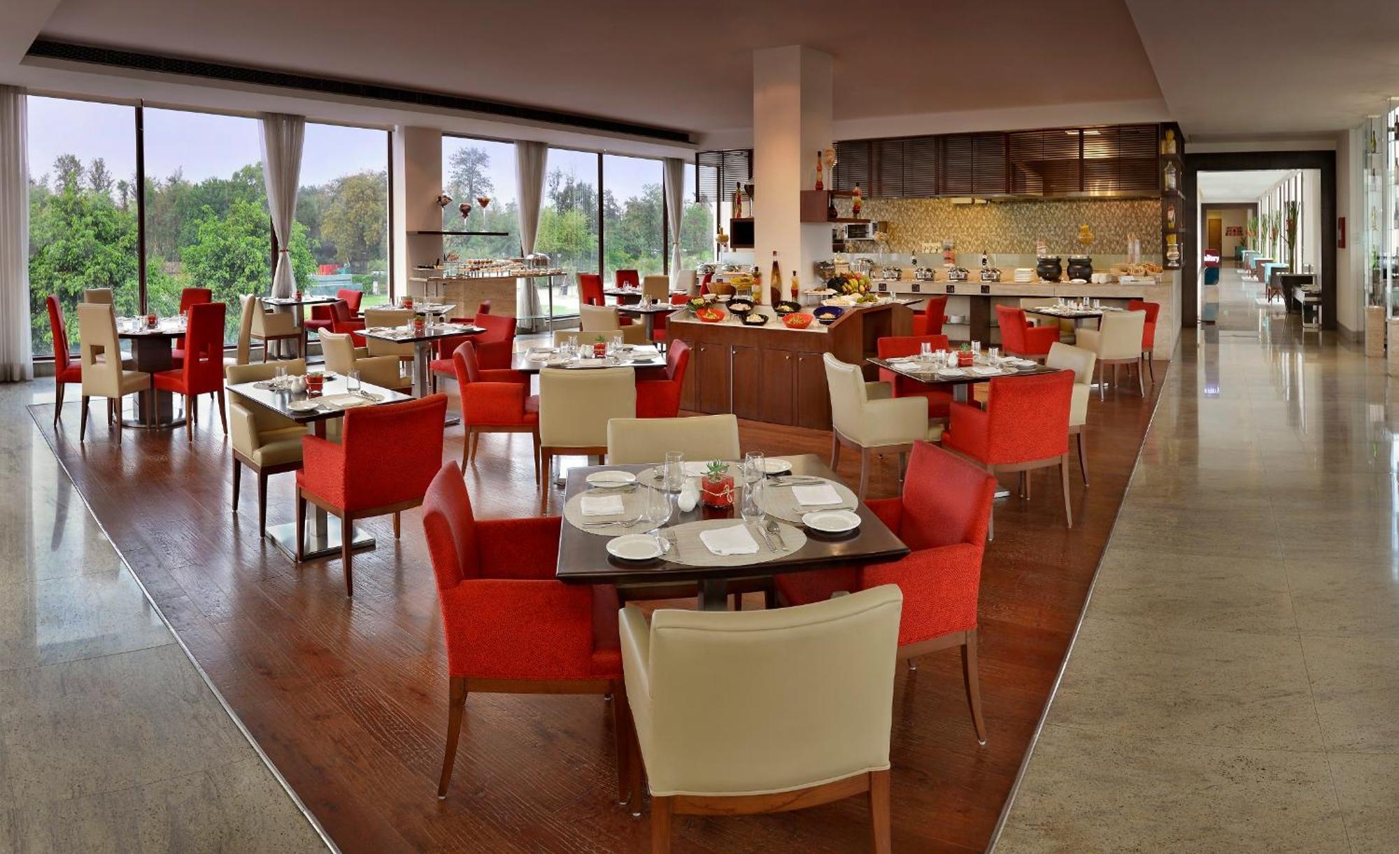 Four Points By Sheraton New Delhi, Airport Highway Dış mekan fotoğraf