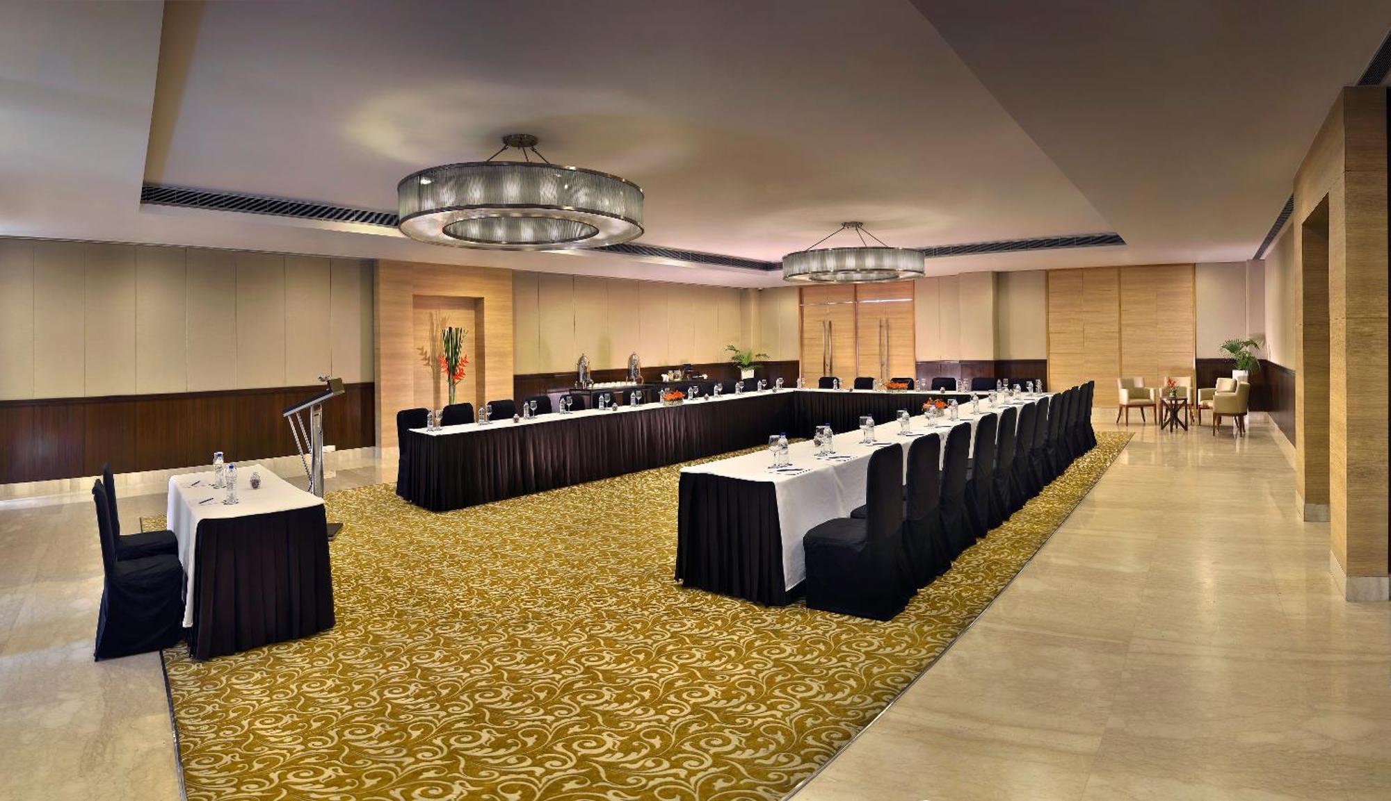 Four Points By Sheraton New Delhi, Airport Highway Dış mekan fotoğraf