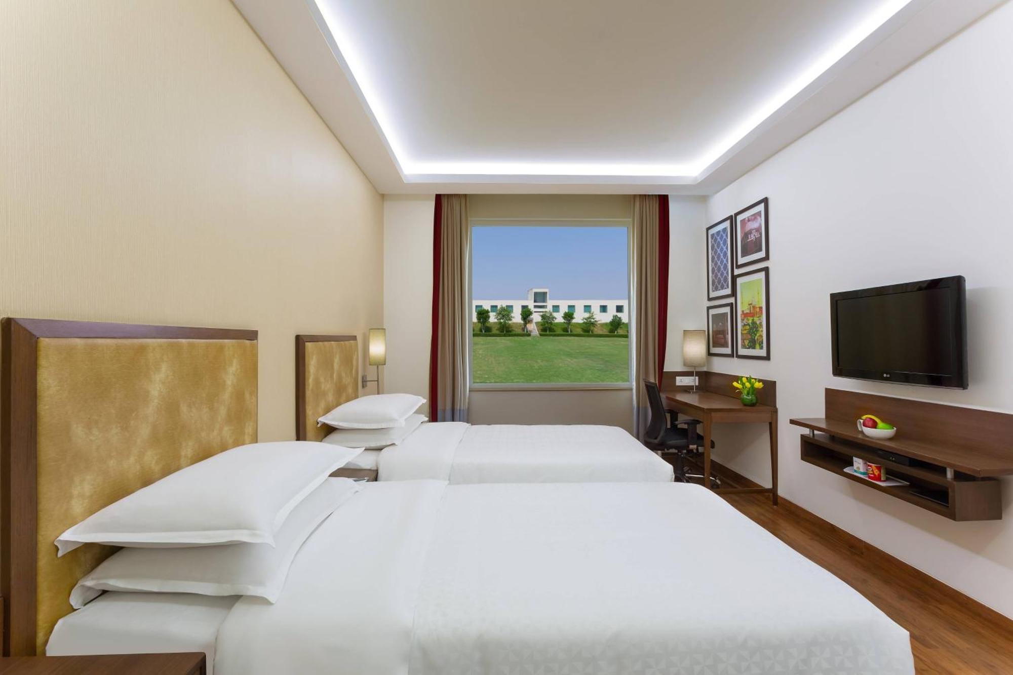 Four Points By Sheraton New Delhi, Airport Highway Dış mekan fotoğraf
