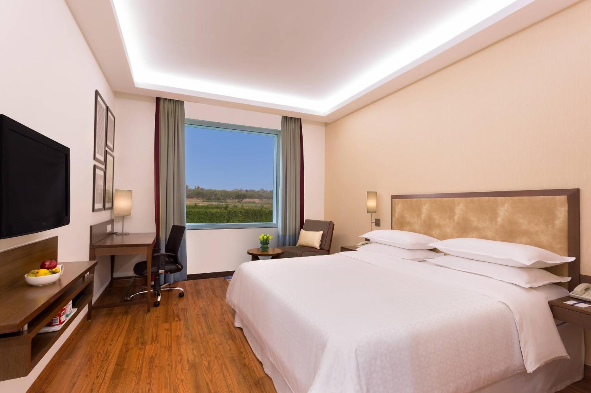 Four Points By Sheraton New Delhi, Airport Highway Dış mekan fotoğraf