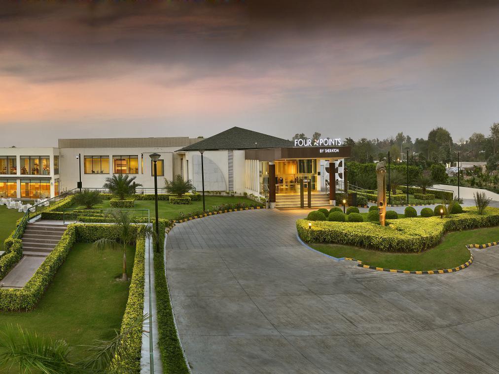 Four Points By Sheraton New Delhi, Airport Highway Dış mekan fotoğraf