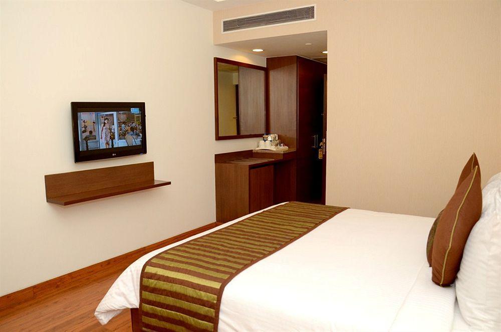 Four Points By Sheraton New Delhi, Airport Highway Dış mekan fotoğraf
